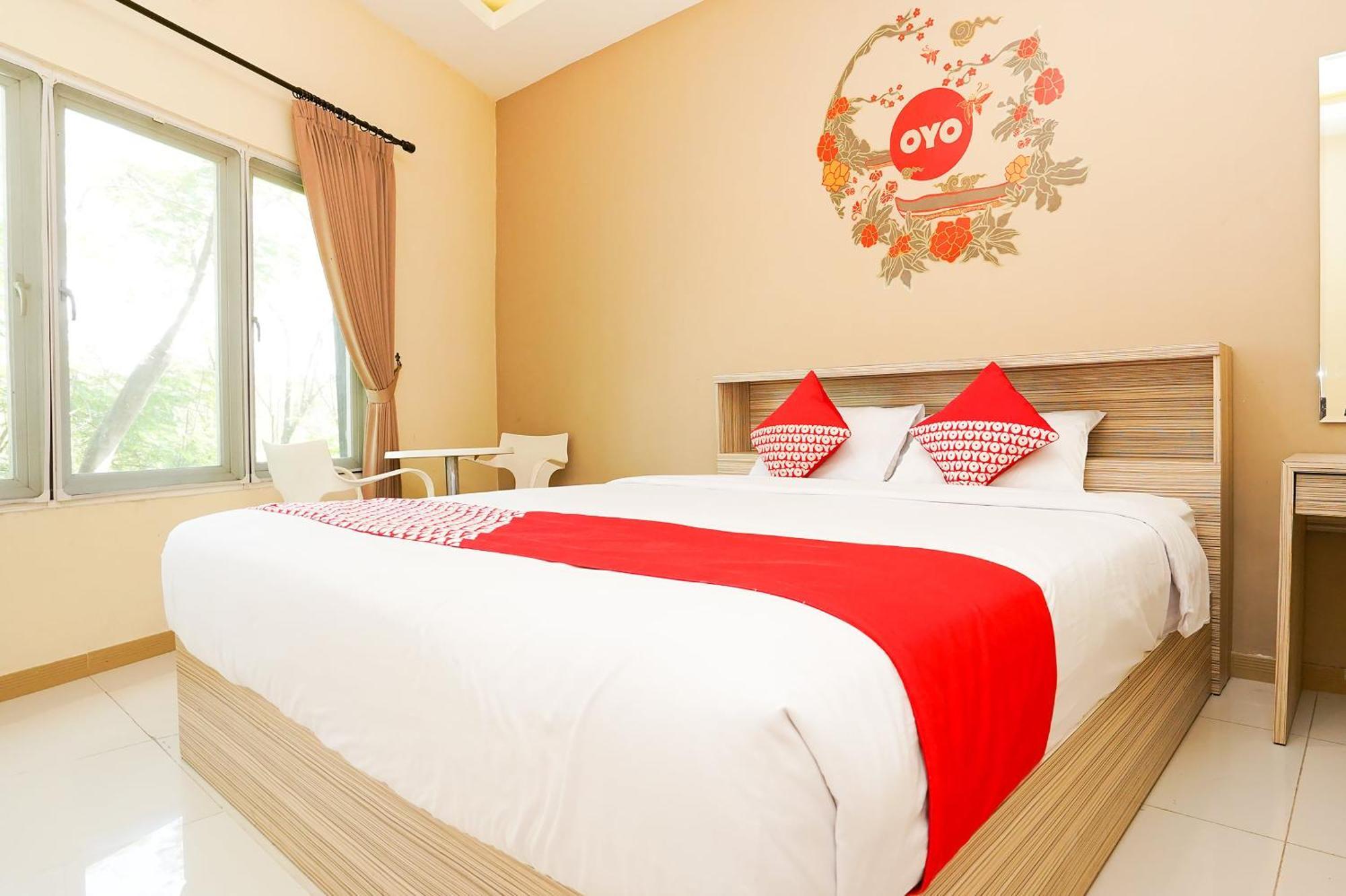 Super Oyo Capital O 175 K-60 Residence Surabaya Esterno foto